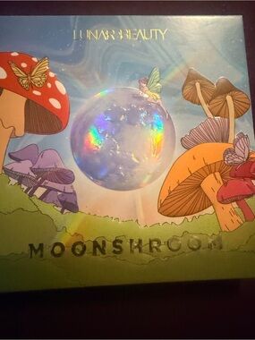 Lunar Beauty Moonshroom Palette